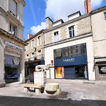 An Authentic Experience With Spa In The Center Poitiers Bagian luar foto