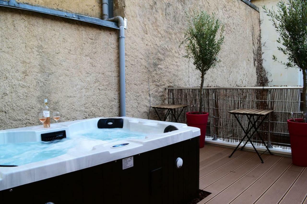 An Authentic Experience With Spa In The Center Poitiers Bagian luar foto
